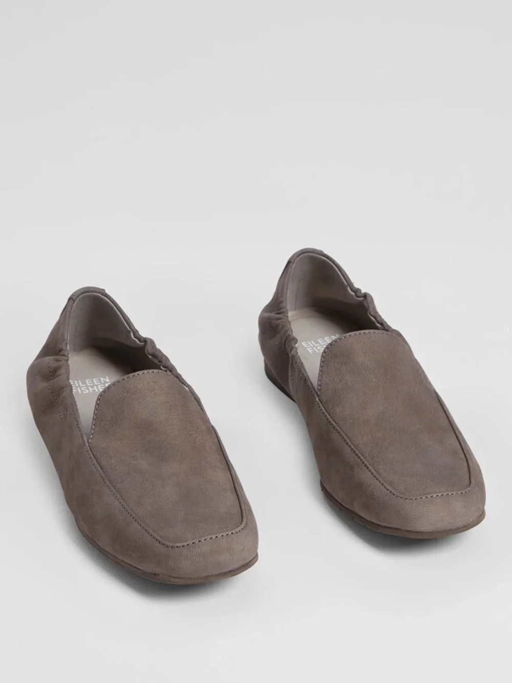 Eileen Fisher Sim Tumbled Nubuck Loafer in Rye size US 9 womens
